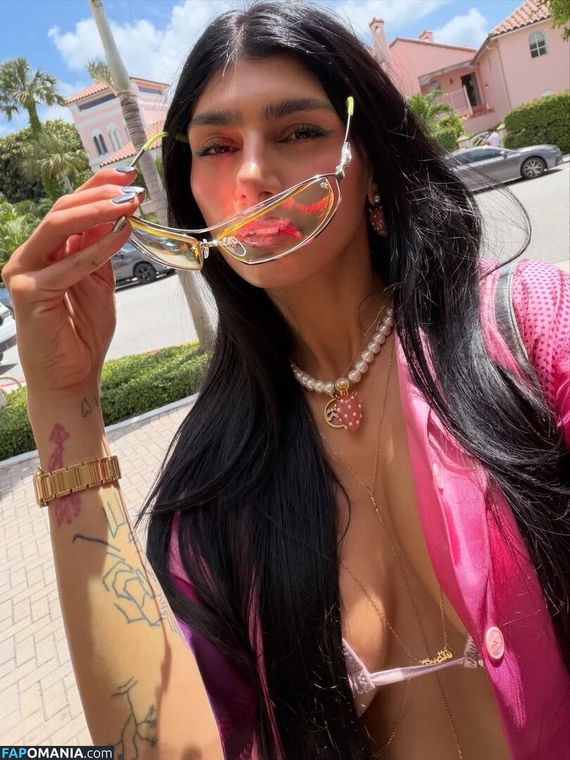 Mia Khalifa / https: / miakhalifa Naken OnlyFans  Läckta Foto #109