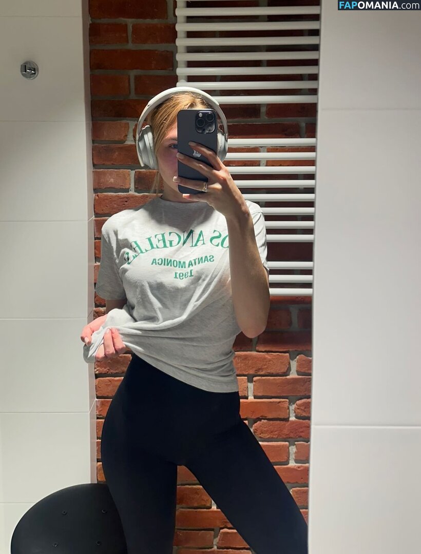 Mihalina Novakovskaya / mihalina_novakovskaya Naken OnlyFans  Läckta Foto #1