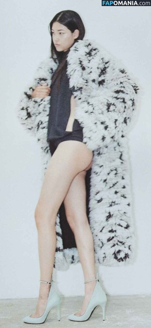 Mika Schneider / mikaschndr Naken OnlyFans  Läckta Foto #4