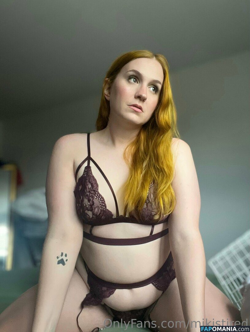 mik_is_tired / mikaelaistired / mikistired Naken OnlyFans  Läckta Foto #17