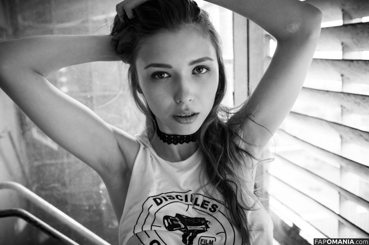 IMilaAzul / Mila Azul / https: / mila.azuul / mila_azul / milaazul Naken OnlyFans  Läckta Foto #1597