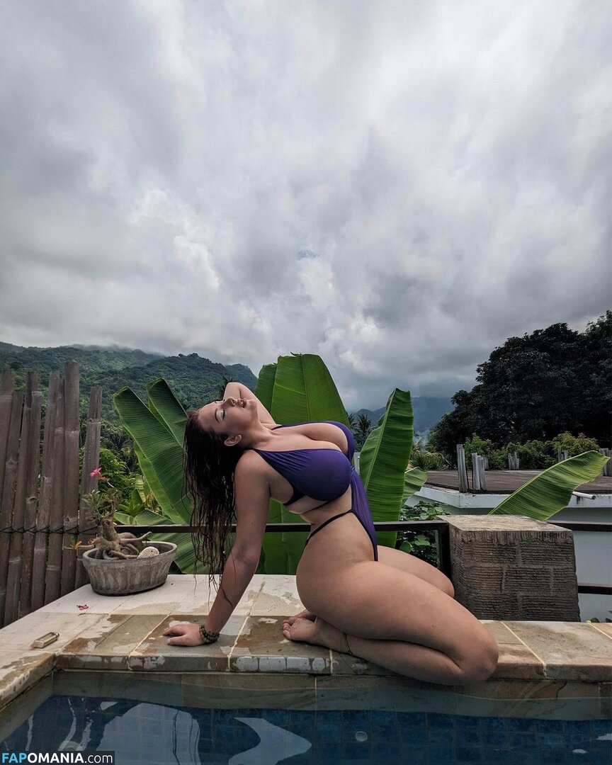 Milada Moore / milada.moore / milada_moore / miladamoore Naken OnlyFans  Läckta Foto #316