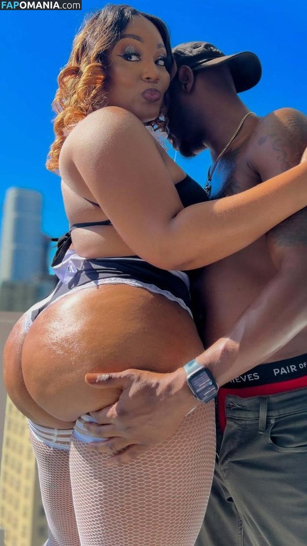 Caramel Cakes / Mimi Curvaceous / Thick Red Thickred3x / mimi_curvaceous / mimithestallion Naken OnlyFans  Läckta Foto #2