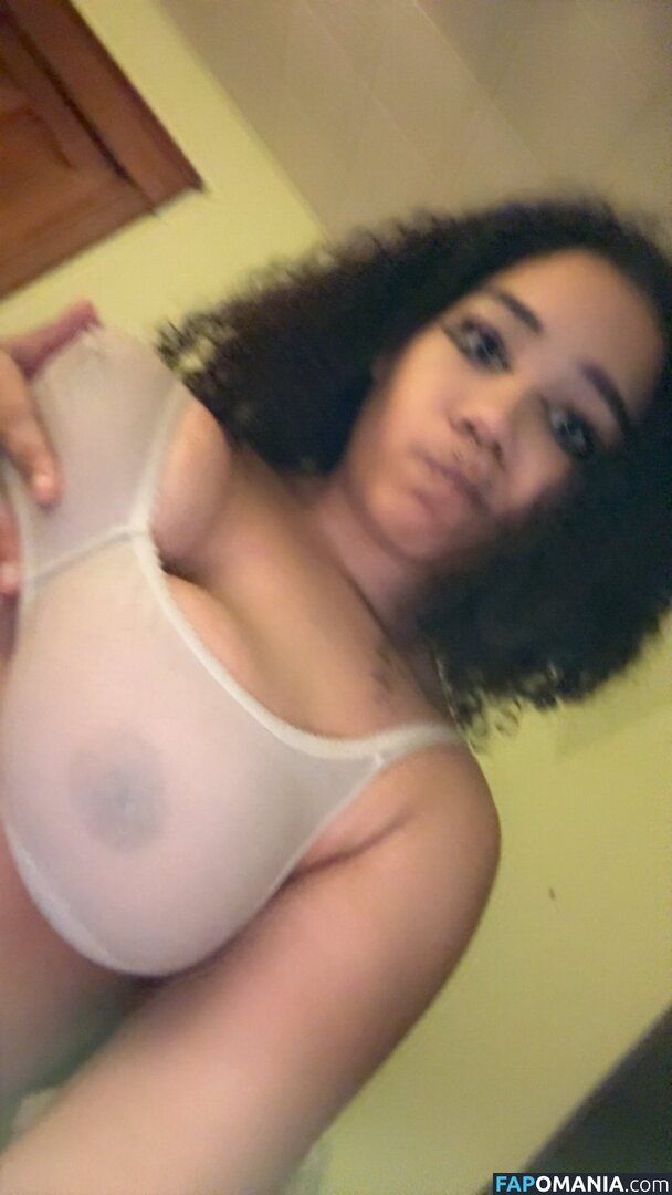 minaaishungry / minaishungry Naken OnlyFans  Läckta Foto #11