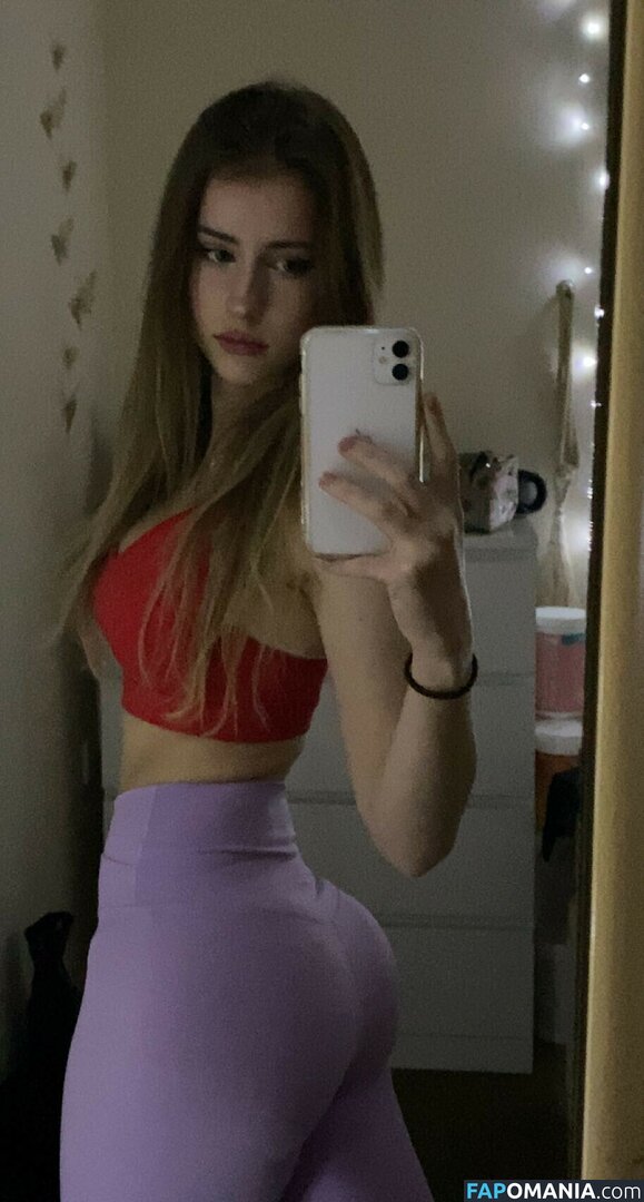 Mira.004 / model_mira Naken OnlyFans  Läckta Foto #118