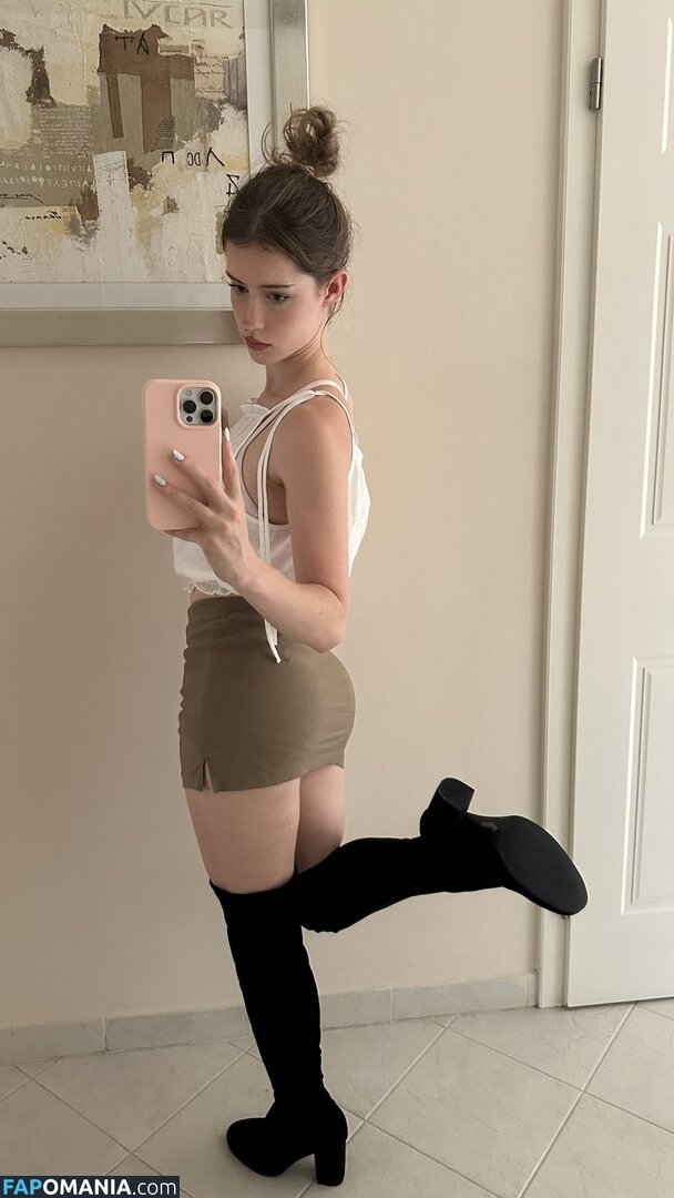 Mira.004 / model_mira Naken OnlyFans  Läckta Foto #1451