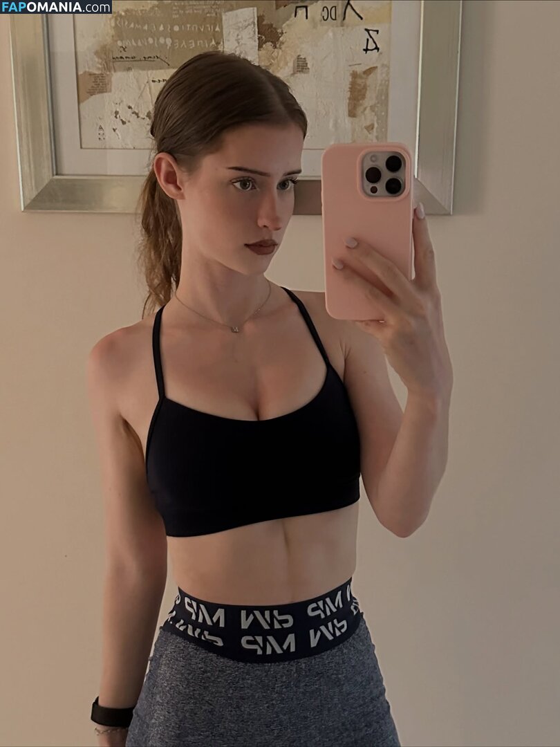 Mira.004 / model_mira Naken OnlyFans  Läckta Foto #1465