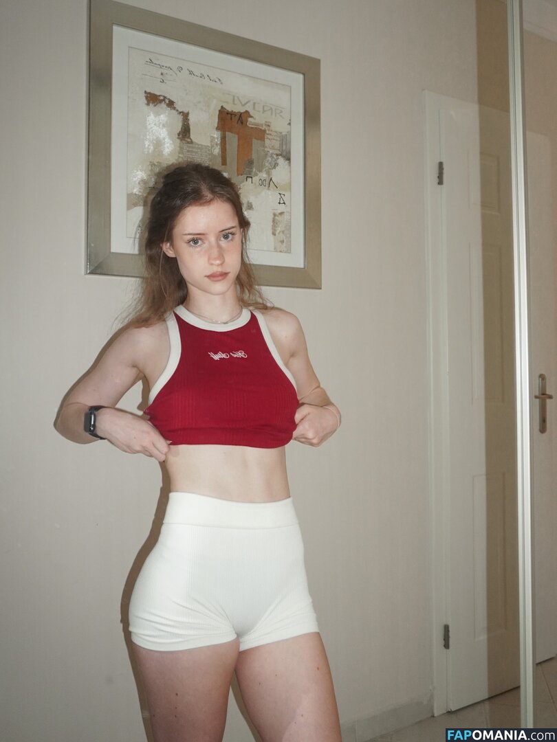Mira.004 / model_mira Naken OnlyFans  Läckta Foto #1476