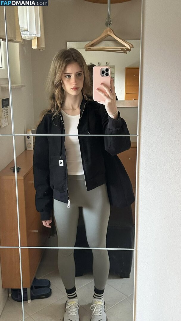 Mira.004 / model_mira Naken OnlyFans  Läckta Foto #1501