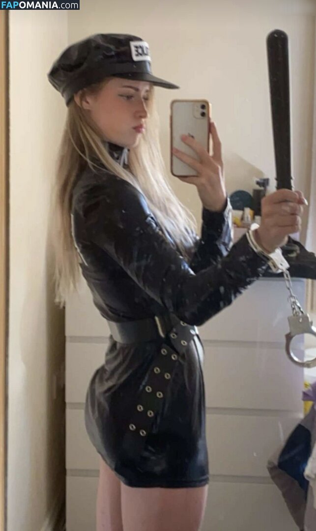 Mira Szalma / https: / mira.004 Naken OnlyFans  Läckta Foto #516