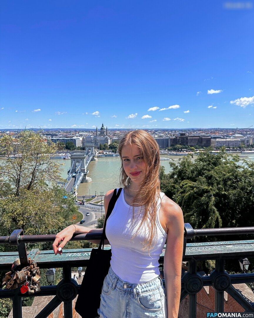 Mira Szalma / https: / mira.004 Naken OnlyFans  Läckta Foto #525