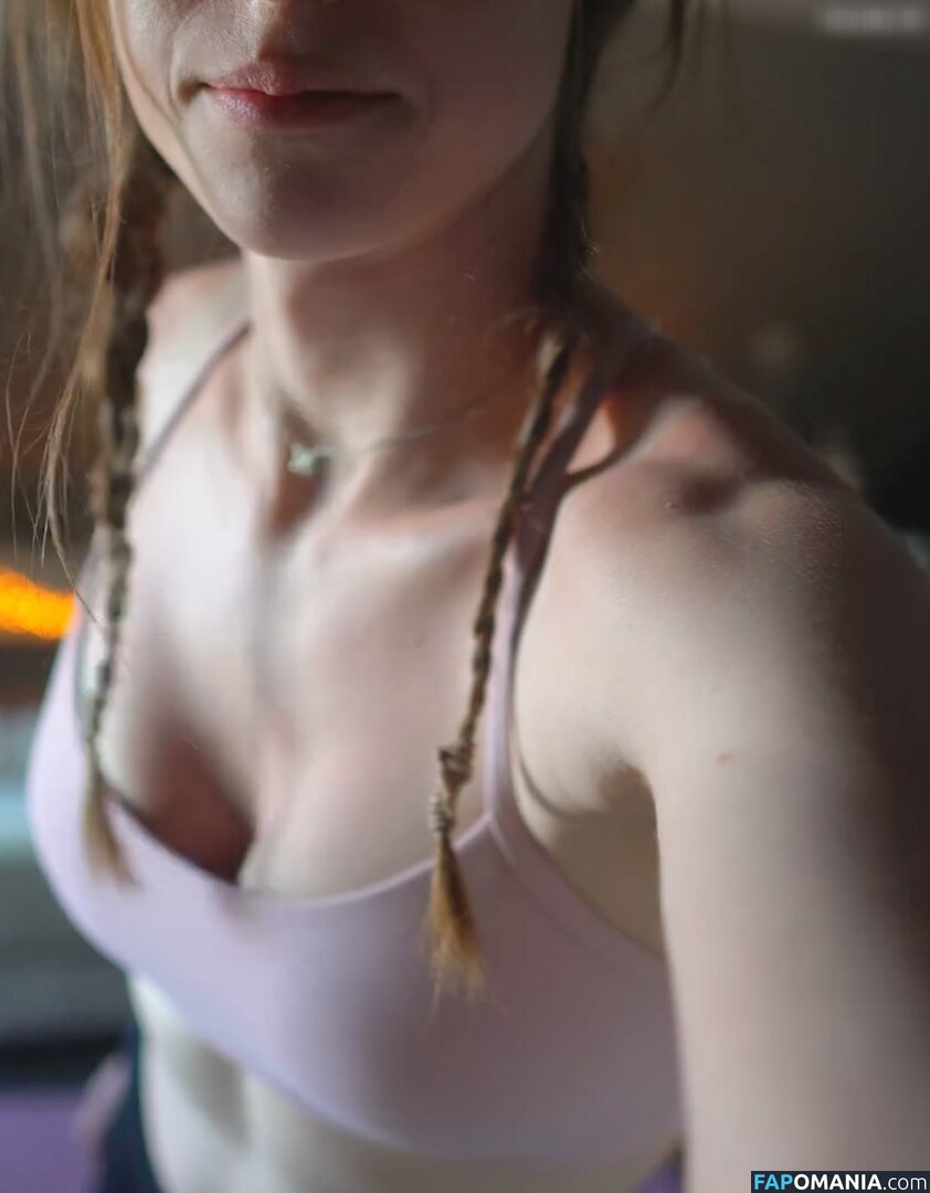 Mira Szalma / https: / mira.004 Naken OnlyFans  Läckta Foto #556