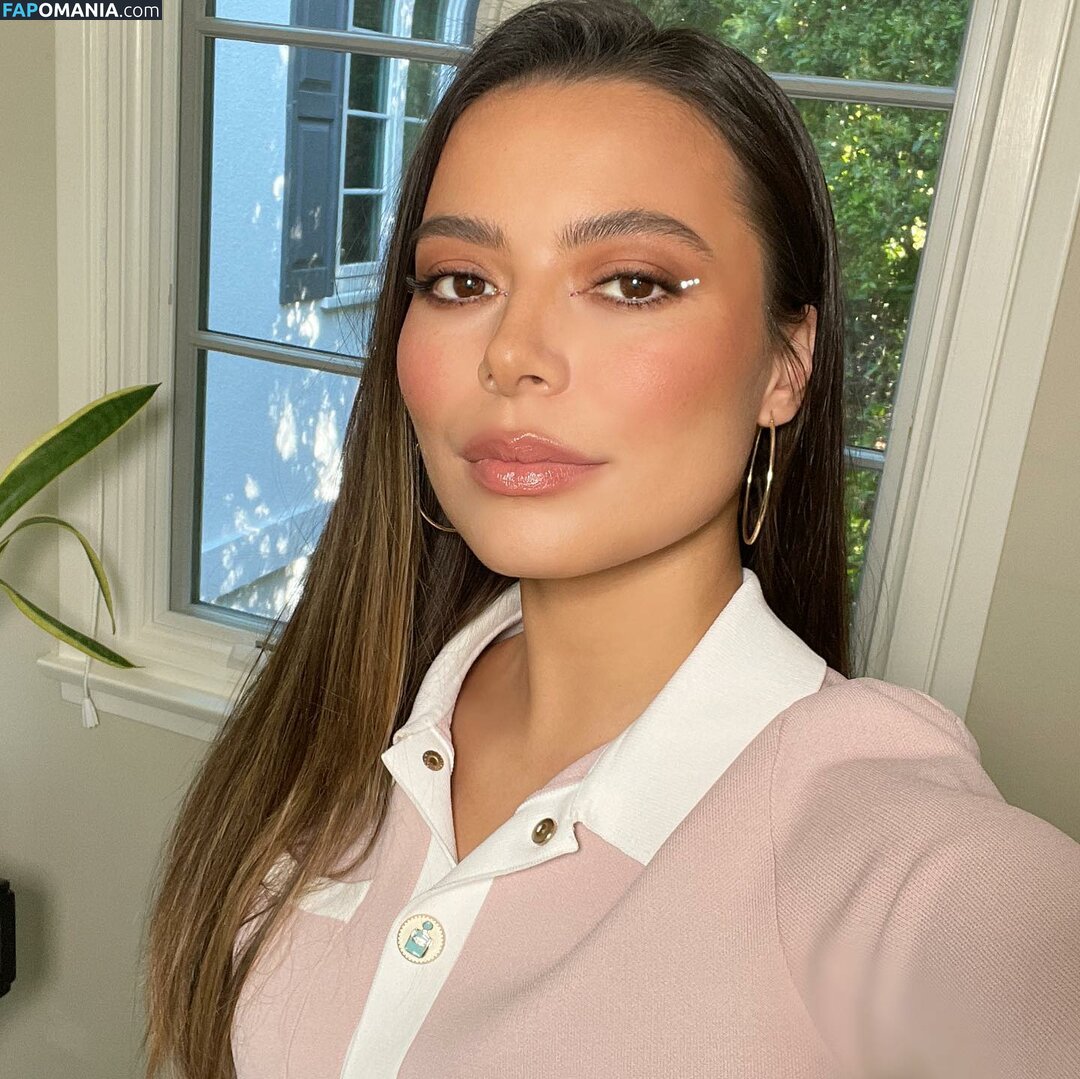 Miranda Cosgrove / MirandaCosgrove / onlyfanssz Naken OnlyFans  Läckta Foto #67