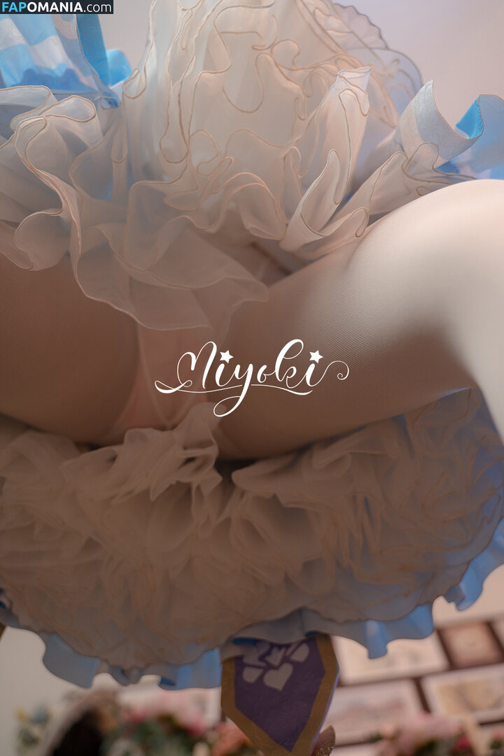 Misaki Suzuki / Miyoki / m1yok1h1me / 软趴在床单上 / 铃木美笑 Naken OnlyFans  Läckta Foto #5