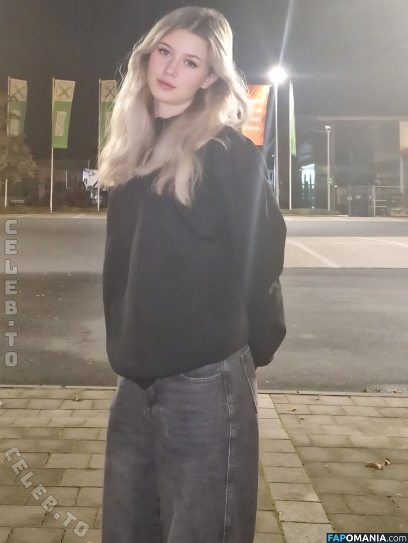 MishaPlu / misha.plu Naken OnlyFans  Läckta Foto #9