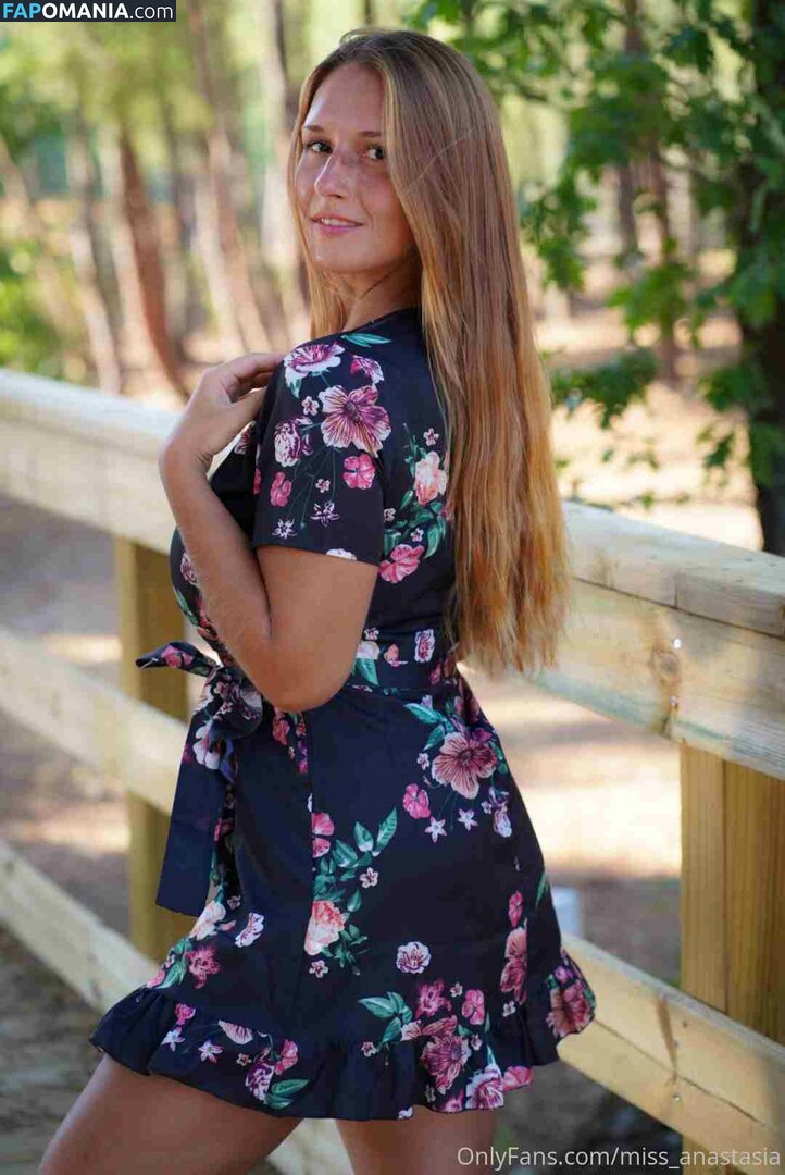 Miss Anastasia / miss_anastasia Naken OnlyFans  Läckta Foto #24