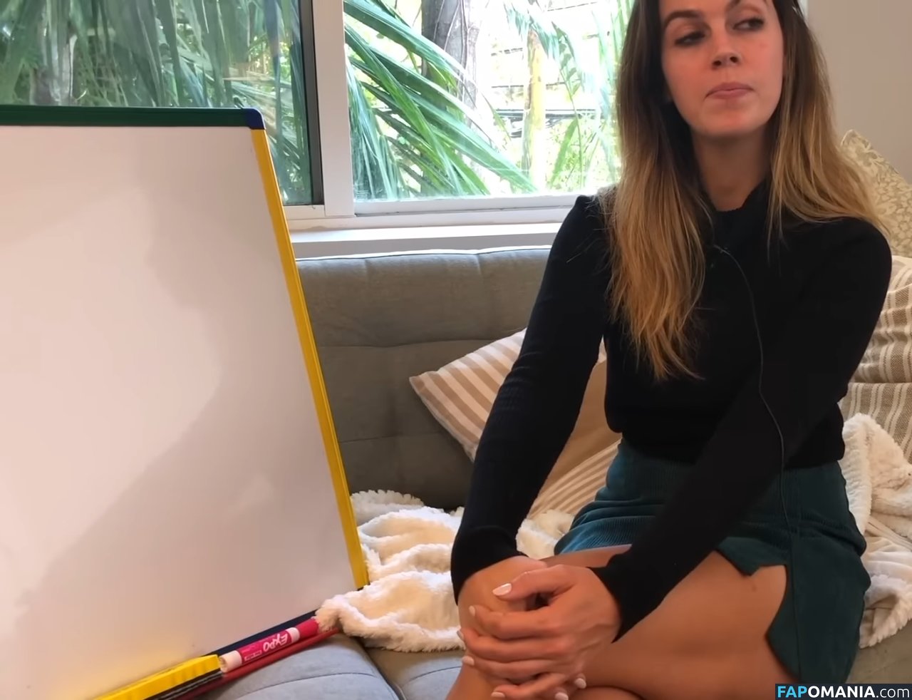 Miss Bell ASMR / missbellasmr Naken OnlyFans  Läckta Foto #2