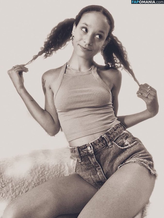 Mayliene / MissFairy Naken OnlyFans  Läckta Foto #4