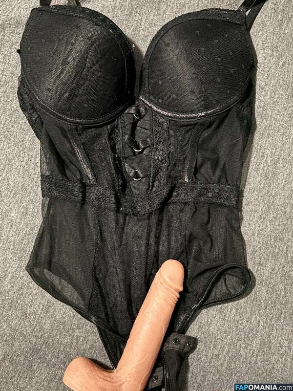 Molly / eggnogmademedoit / https: / m0llyp0ppins Naken OnlyFans  Läckta Foto #32