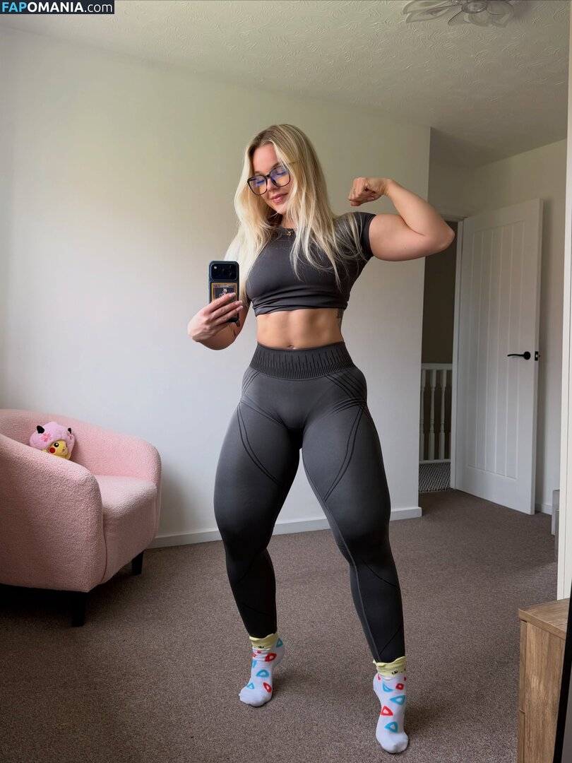Avalynn Rose / _mommymewtwo / avalynnrose Naken OnlyFans  Läckta Foto #16