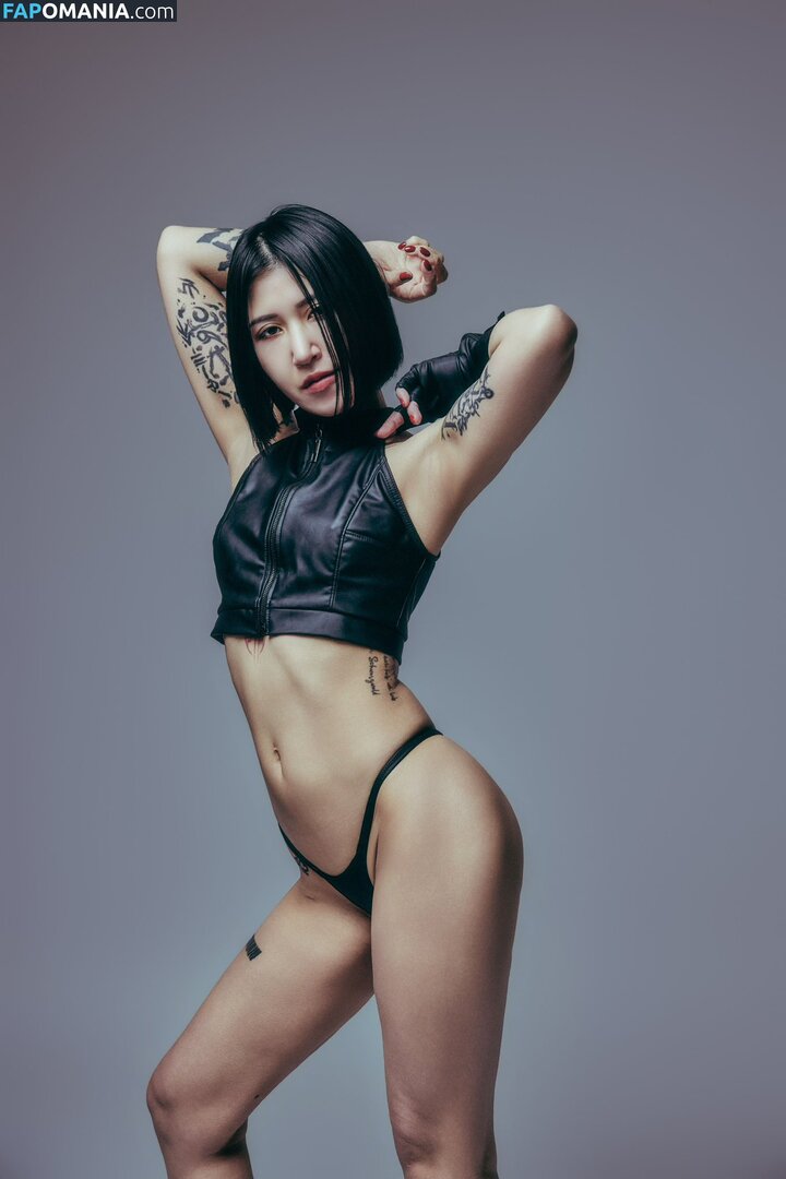 Mona Enju / https: / mmmowmow / mo_mo_milkbom Naken OnlyFans  Läckta Foto #4