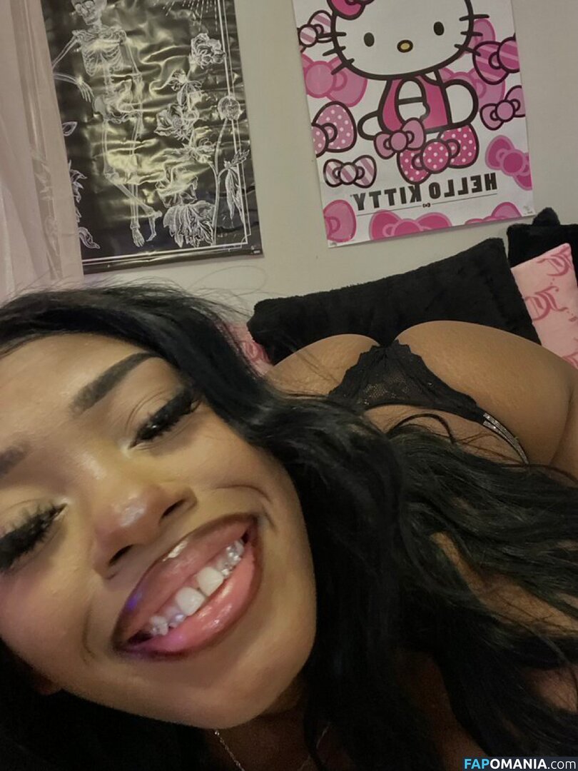 Moonishmia Naken OnlyFans  Läckta Foto #3