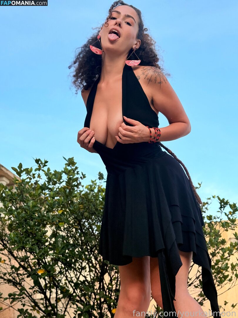 moonkalimah Naken OnlyFans  Läckta Foto #8