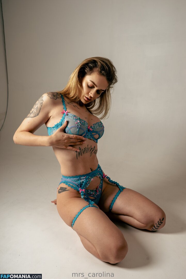 Mrs_Carolina Naken OnlyFans  Läckta Foto #3