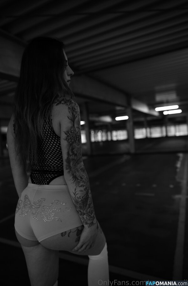 Mommy_Jv / https: / miss_queenii_x3 / mrsqueenii Naken OnlyFans  Läckta Foto #4