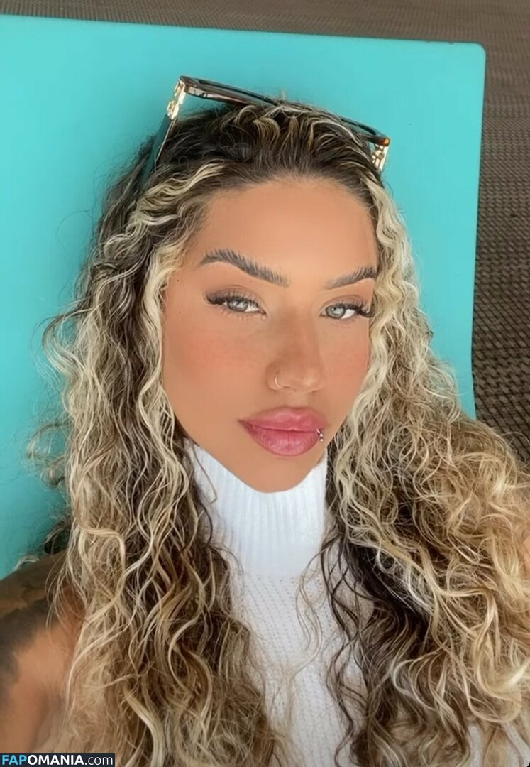 Muito Linda / muito.linda_ / naticasassola Naken OnlyFans  Läckta Foto #248