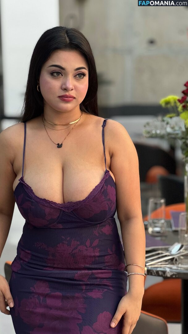 mumtahinaaa_ Naken OnlyFans  Läckta Foto #9