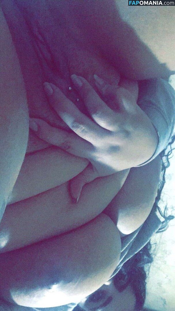 Lola Erotica / Muvagawd / Thundahgawdess / moneyangelmo / muvagawdd Naken OnlyFans  Läckta Foto #1