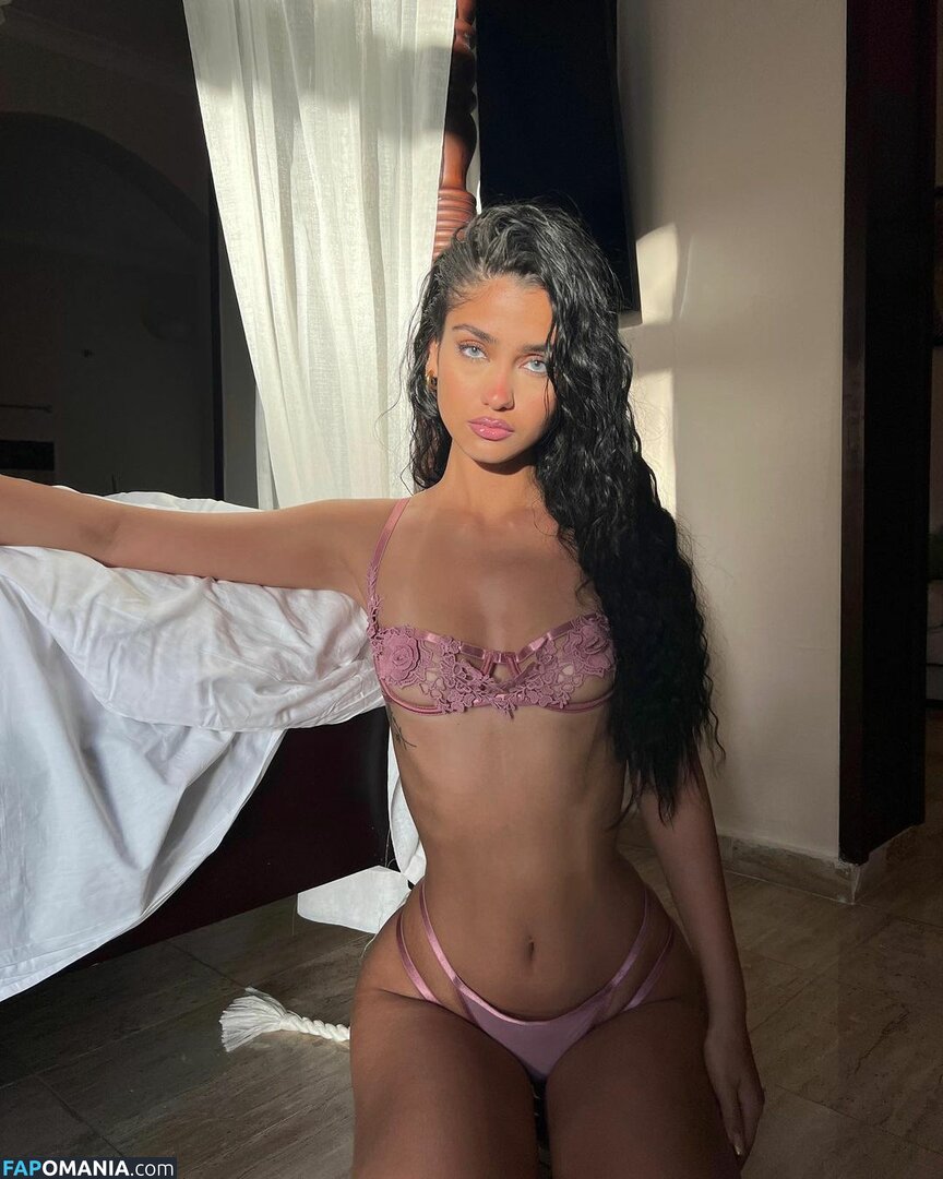 Naaz Torbati / naaztorbati Naken OnlyFans  Läckta Foto #2