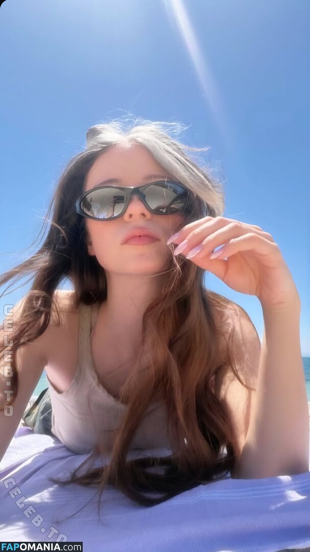 nadinebreaty Naken OnlyFans  Läckta Foto #1