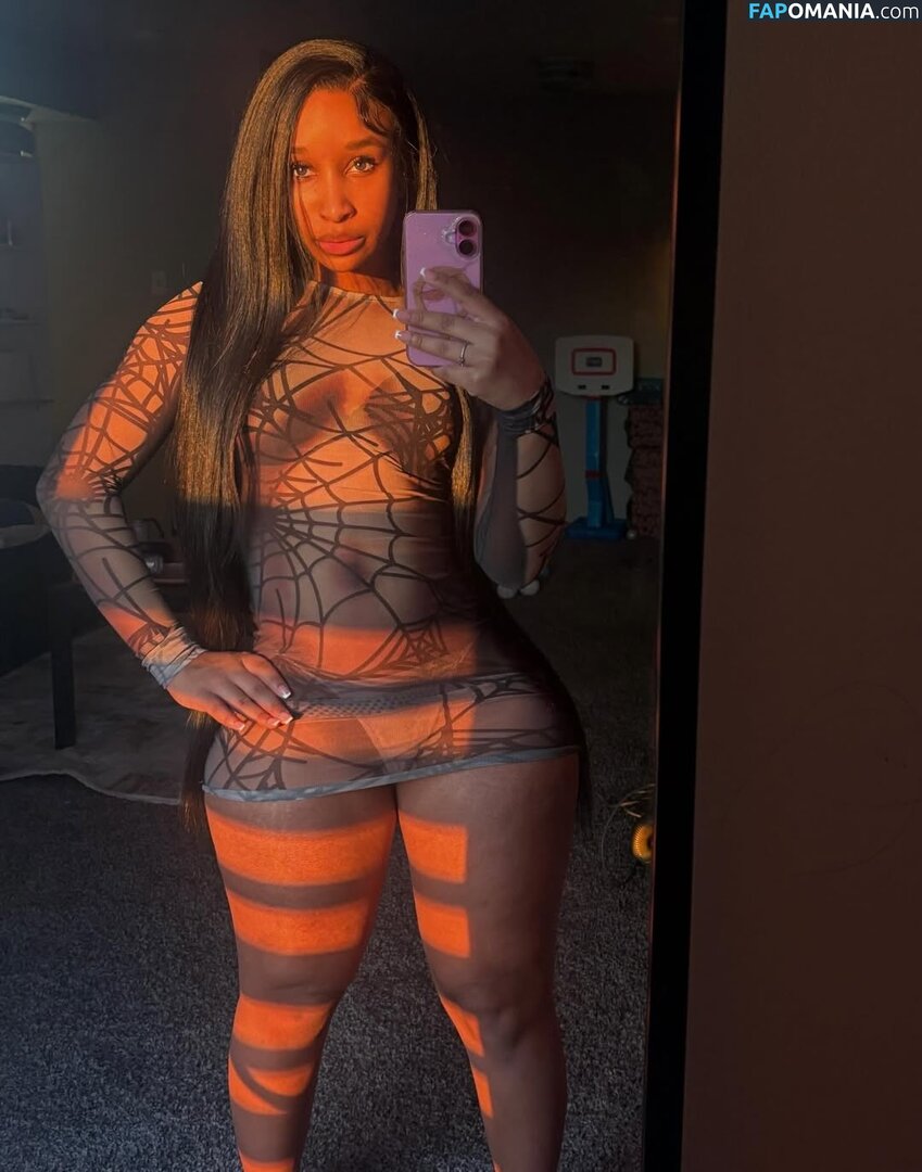 Naebxaa / boujeeea Naken OnlyFans  Läckta Foto #6