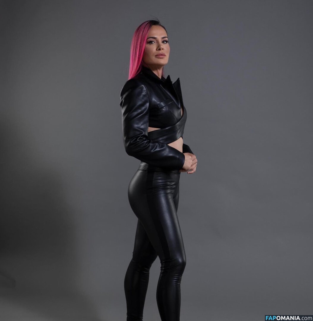 https: / nagihankaradere Naken OnlyFans  Läckta Foto #2