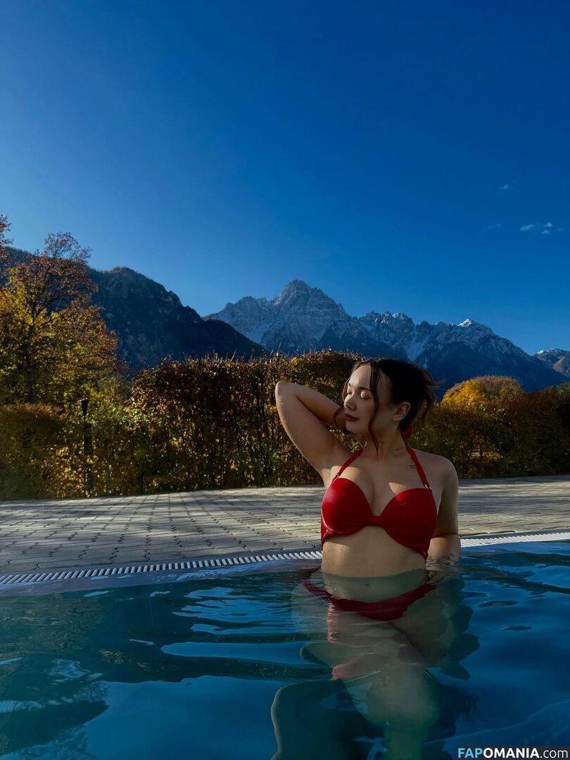 lunaabaabe / naomy_jakab Naken OnlyFans  Läckta Foto #4