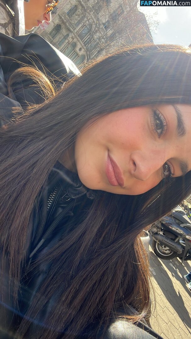 narjess Naken OnlyFans  Läckta Foto #8