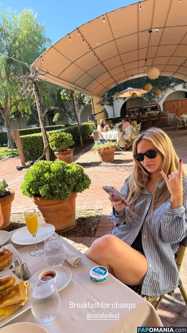 Natalie Alyn Lind / NatalieAlynLind / https: / natalynlind Naken OnlyFans  Läckta Foto #484