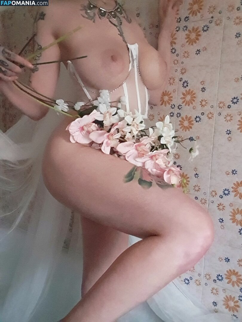 NausicaaRondina Naken OnlyFans  Läckta Foto #22