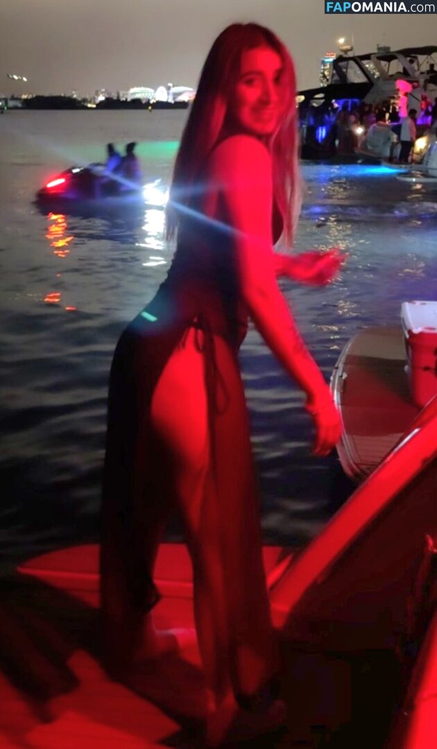 Navpreet Gotara / navpreetg_ Naken OnlyFans  Läckta Foto #1