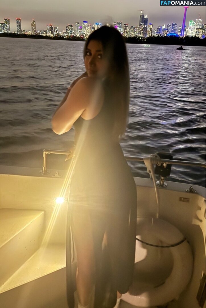 Navpreet Gotara / navpreetg_ Naken OnlyFans  Läckta Foto #3