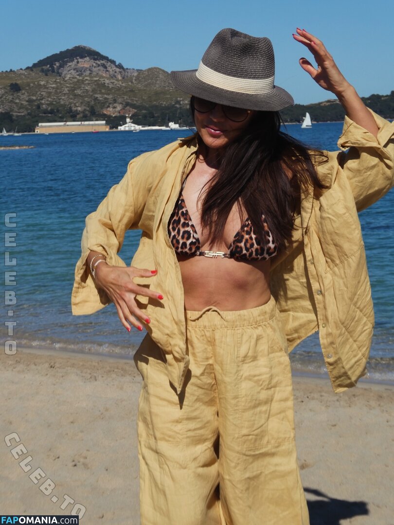 Nazan Eckes / nazaneckes Naken OnlyFans  Läckta Foto #5