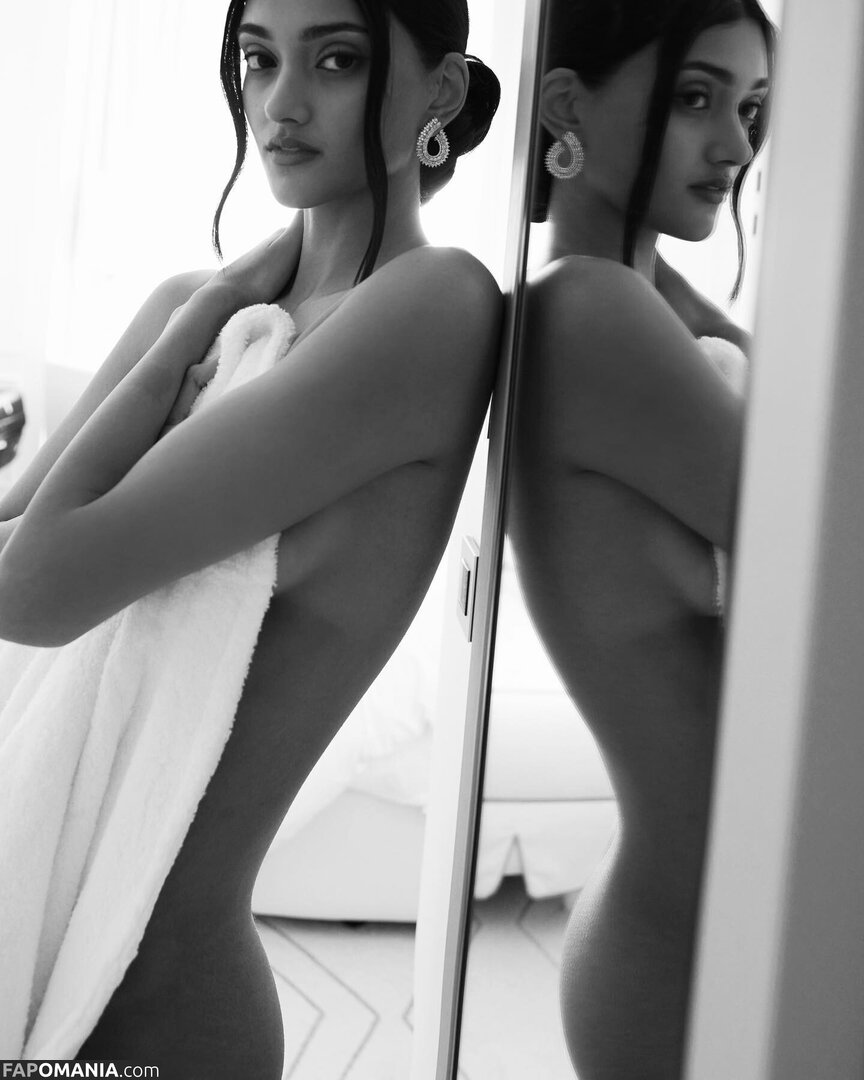 Neelam Kaur Gill / neelamkg Naken OnlyFans  Läckta Foto #1