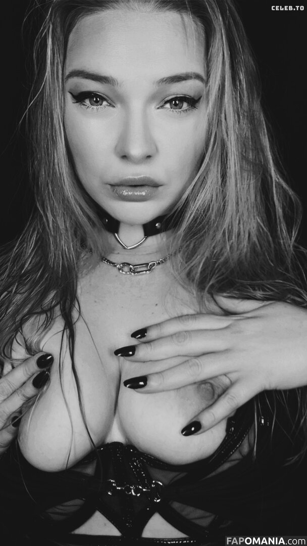 Neevi Naken OnlyFans  Läckta Foto #158