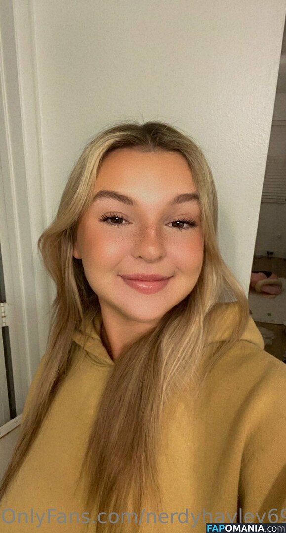 jhurley61299 / kittenjojo18 / nerdyhayley69 Naken OnlyFans  Läckta Foto #30