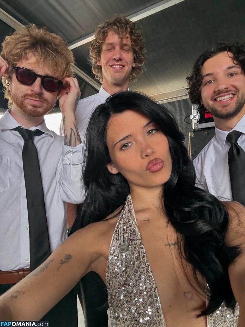 Nessa Barrett / Nessaabarrett / https: / nessabarrett Naken OnlyFans  Läckta Foto #111