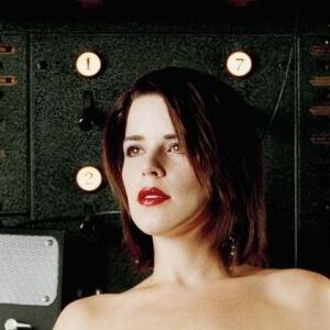 Neve Campbell