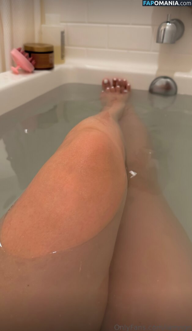 Ngan Nguyen / linnynguyen / nganguyeen Naken OnlyFans  Läckta Foto #297