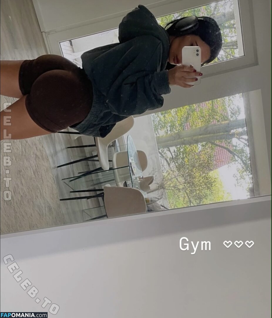 Nikkitlyy Naken OnlyFans  Läckta Foto #8